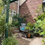 Pipe Lane - Charming 3 Bedroom House